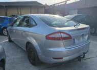 FORD MONDEO ghia