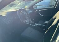 FORD MONDEO ghia