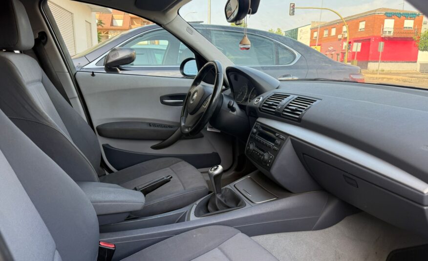 BMW SERIE 1 118i