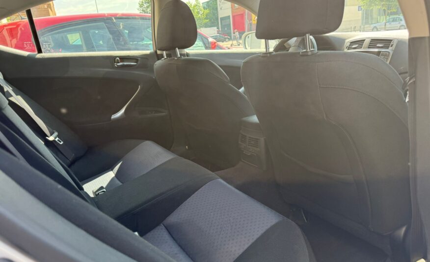 LEXUS IS220D EXECUTIVE LINE