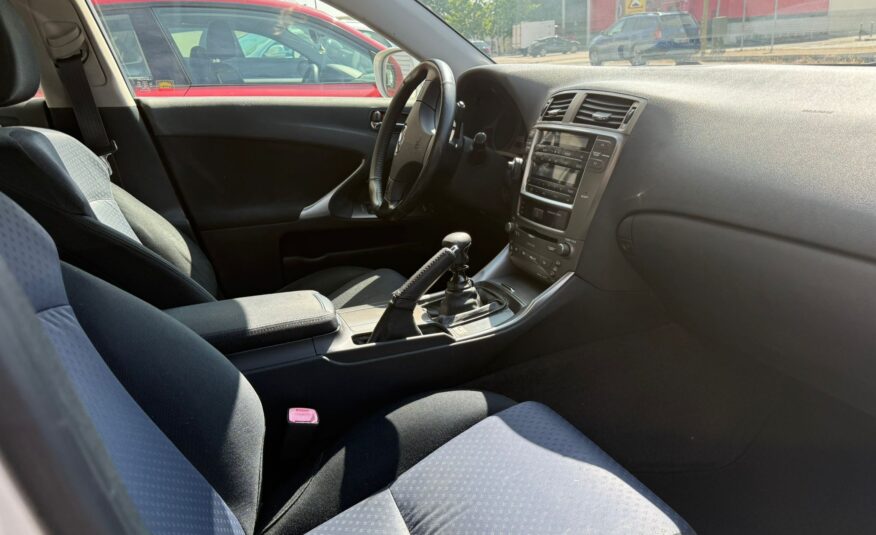 LEXUS IS220D EXECUTIVE LINE