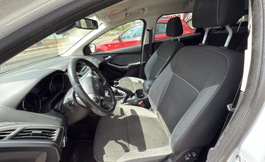 FORD FOCUS FAMILIAR 1.6 TDCi Trend