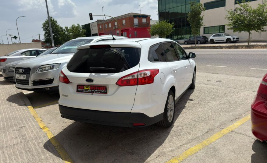 FORD FOCUS FAMILIAR 1.6 TDCi Trend
