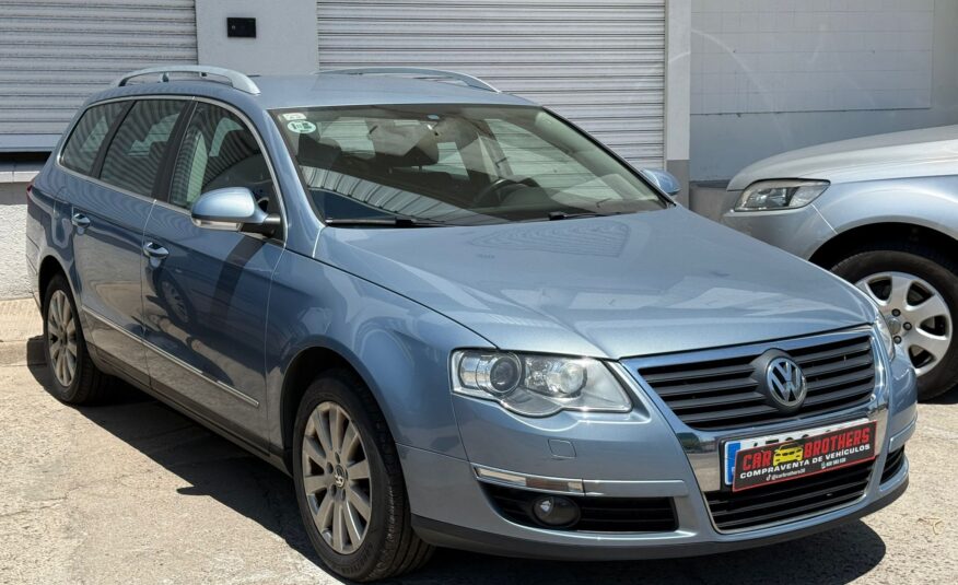 VOLKSWAGEN Passat ADVANCE