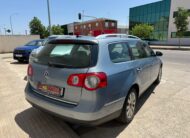 VOLKSWAGEN Passat ADVANCE