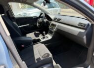 VOLKSWAGEN Passat ADVANCE