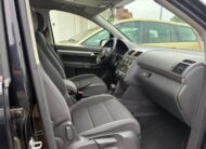 VOLKSWAGEN Touran traveller