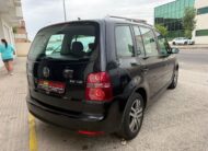 VOLKSWAGEN Touran traveller