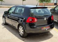 VOLKSWAGEN golf v
