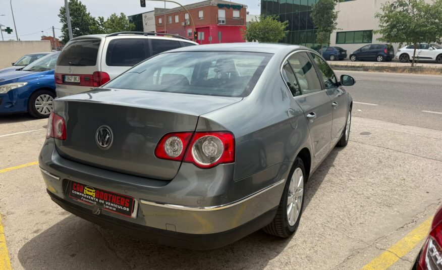 VOLKSWAGEN passat trendline