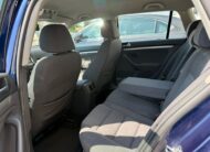 VOLKSWAGEN Golf ADVANCE