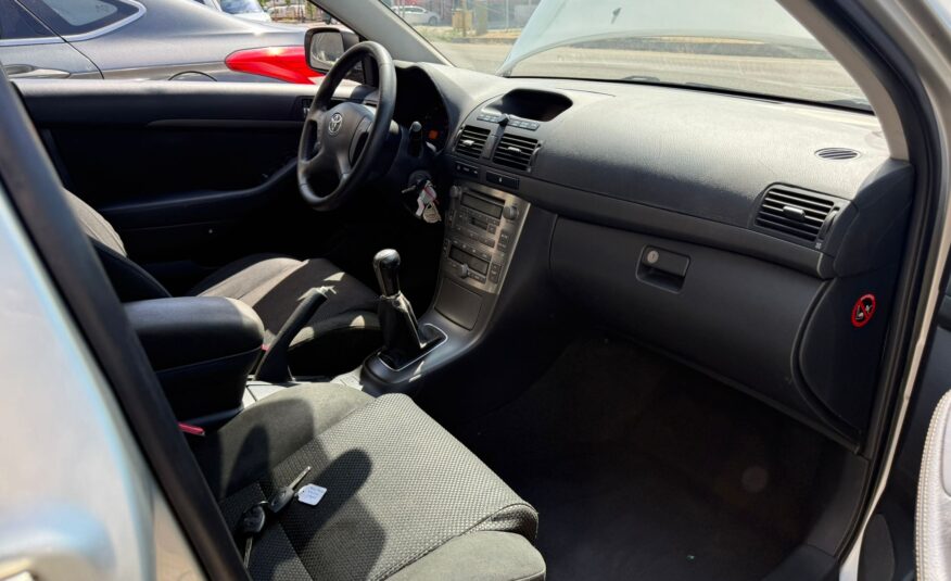 TOYOTA AVENSIS D4D
