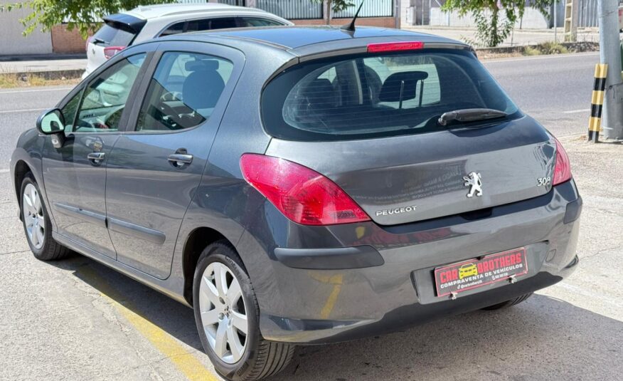 PEUGEOT 308 1.6 HDI SPORT