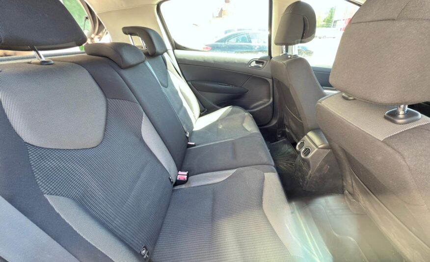 PEUGEOT 308 1.6 HDI SPORT