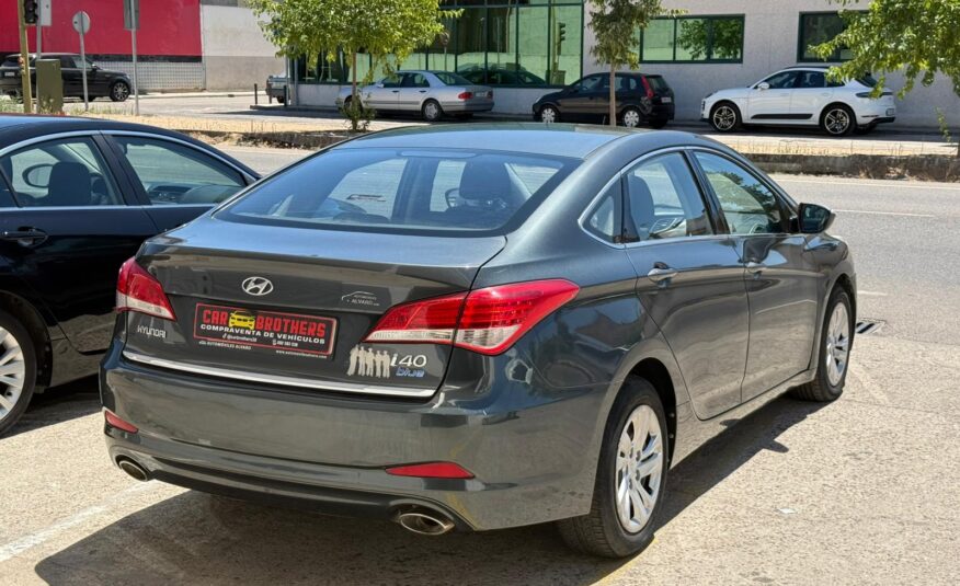 HYUNDAI I40 BLUE DRIVE