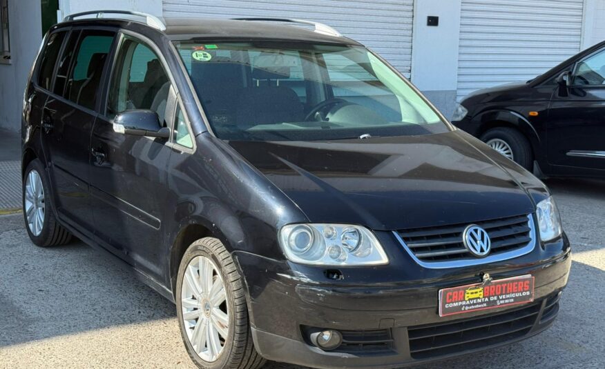 VOLKSWAGEN TOURAN TDI