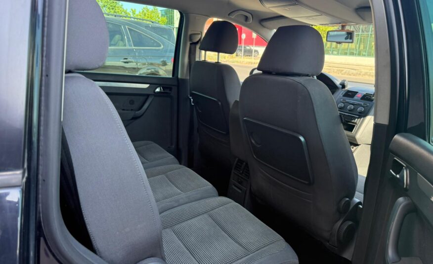 VOLKSWAGEN TOURAN TDI