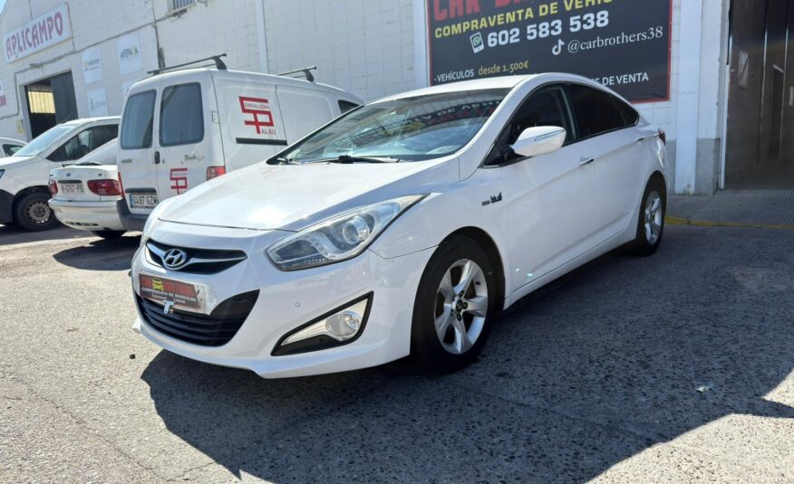 HYUNDAI I40 BLUE DRIVE