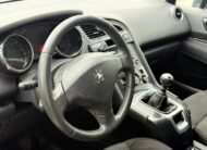 PEUGEOT 5008 1.6 hdi