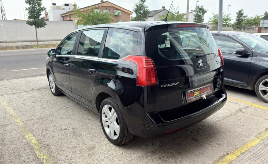 PEUGEOT 5008 1.6 hdi