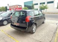PEUGEOT 5008 1.6 hdi