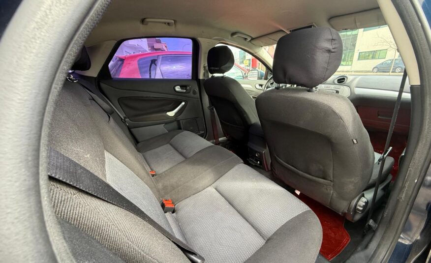 FORD mondeo 1.8 tdci
