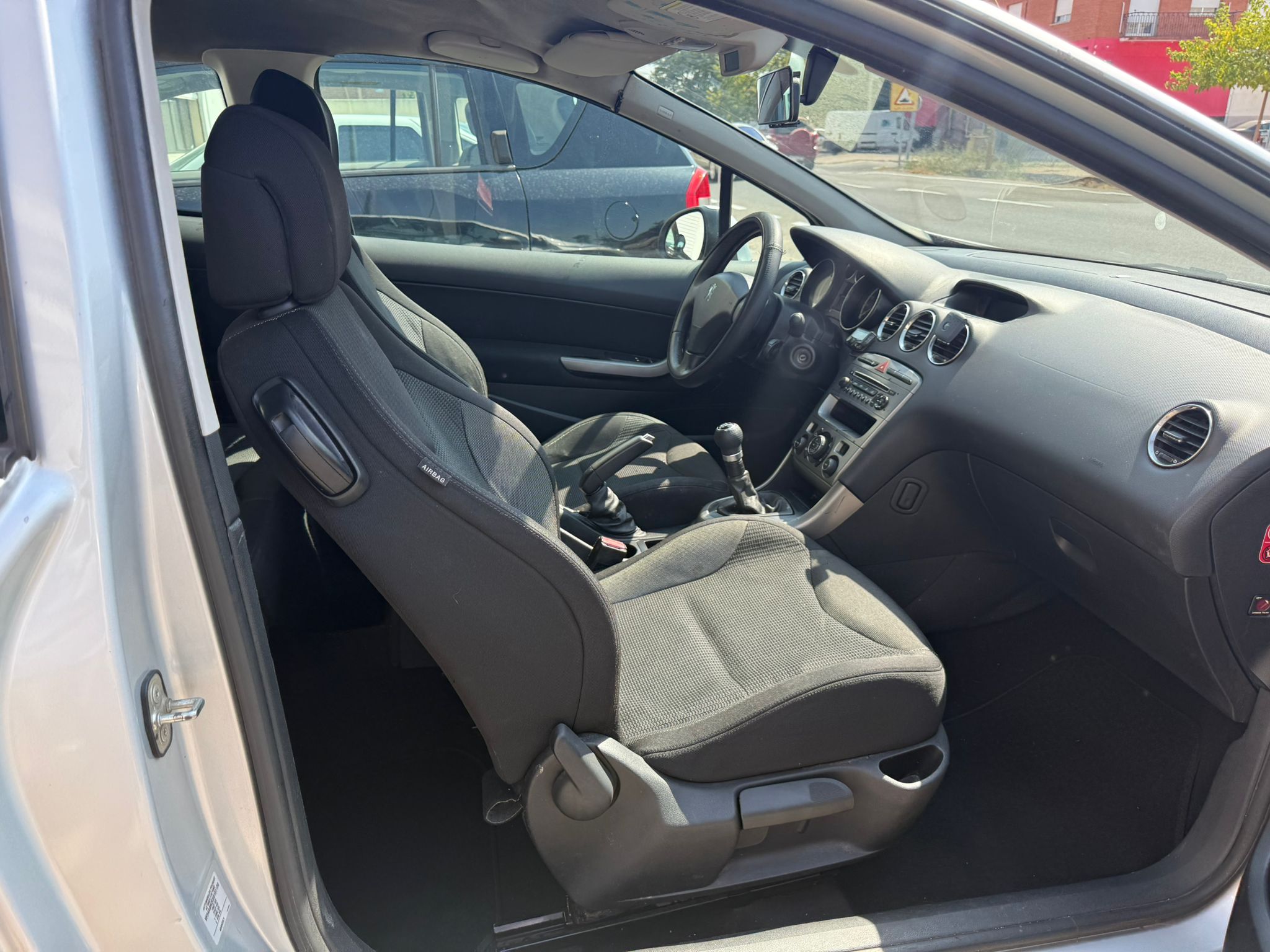 PEUGEOT 308 HDI