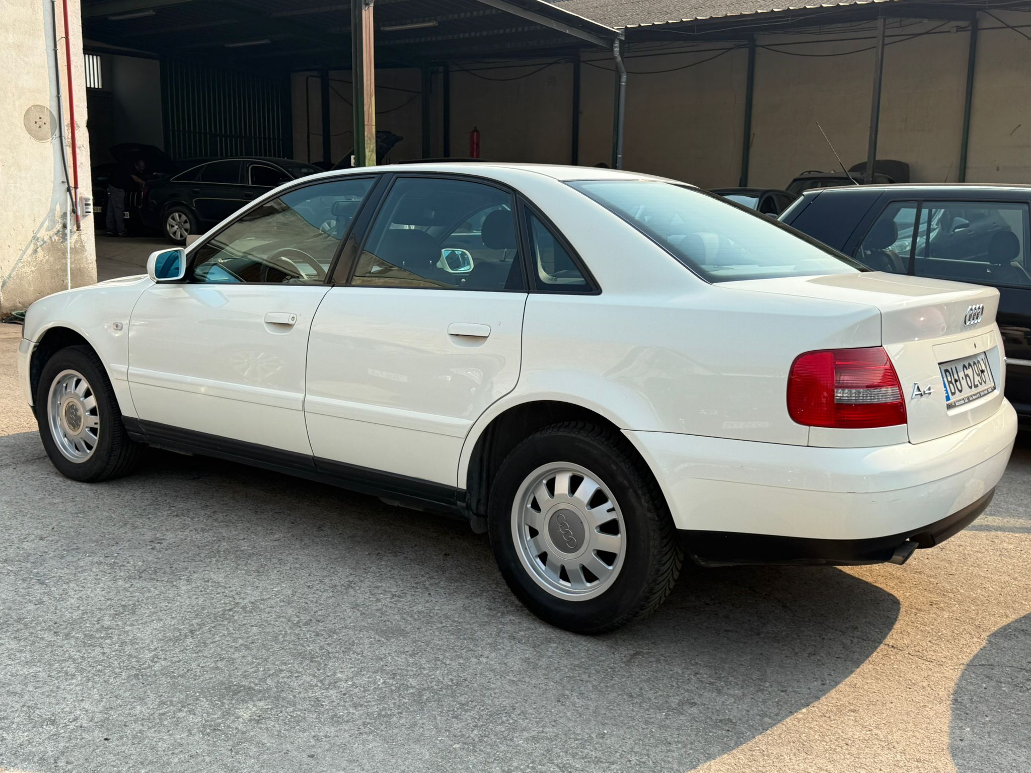 AUDI A4