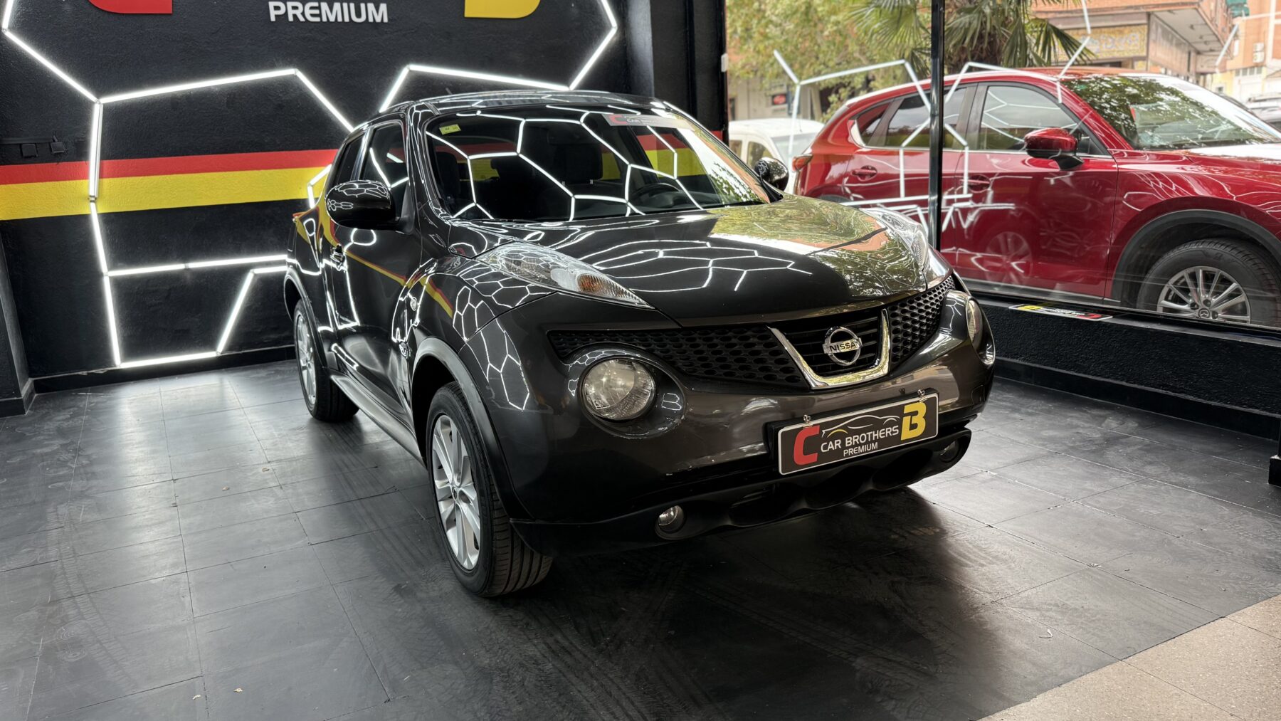 NISSAN JUKE Tekna premium