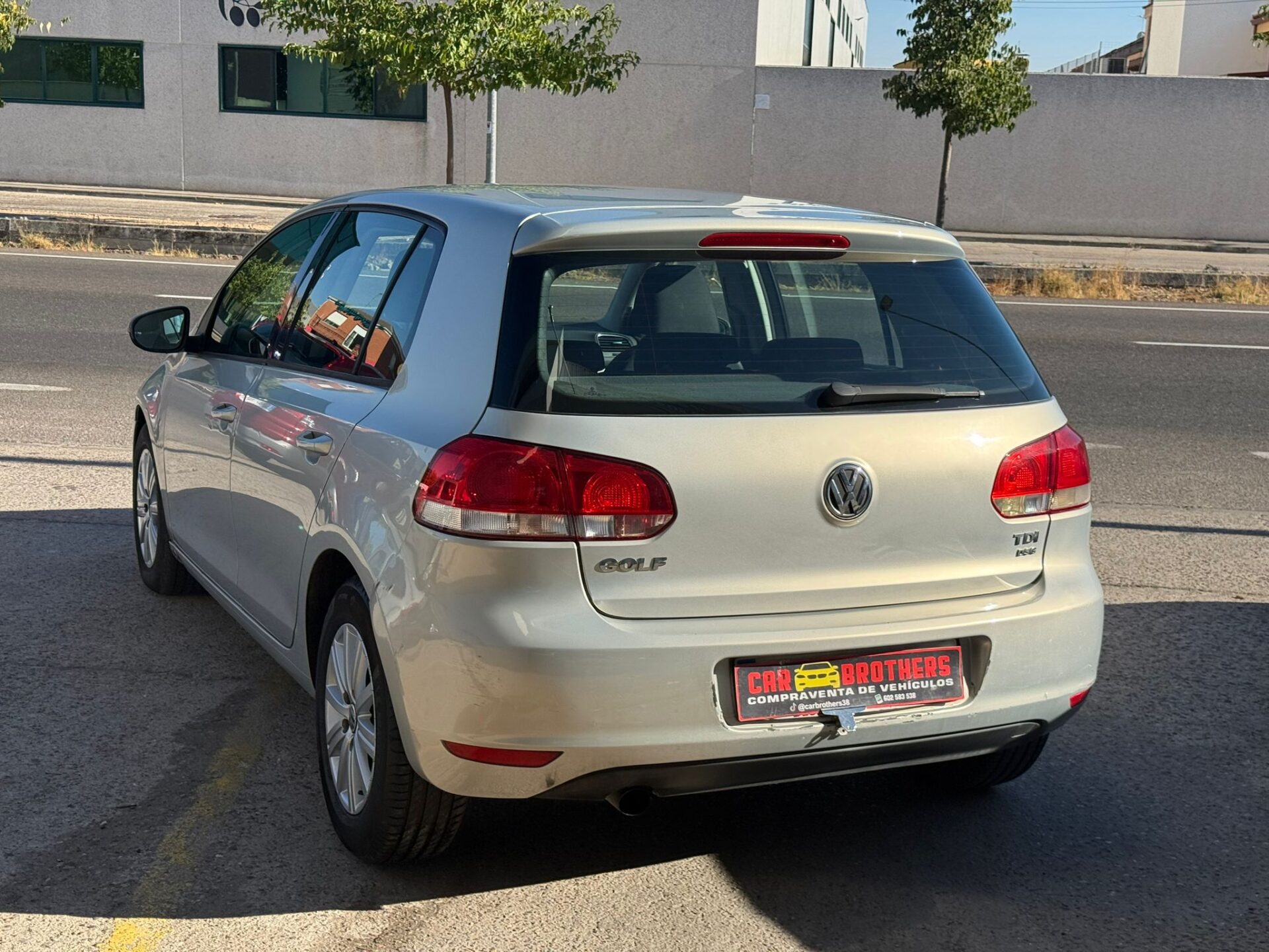VOLKSWAGEN Golf VI SPORT