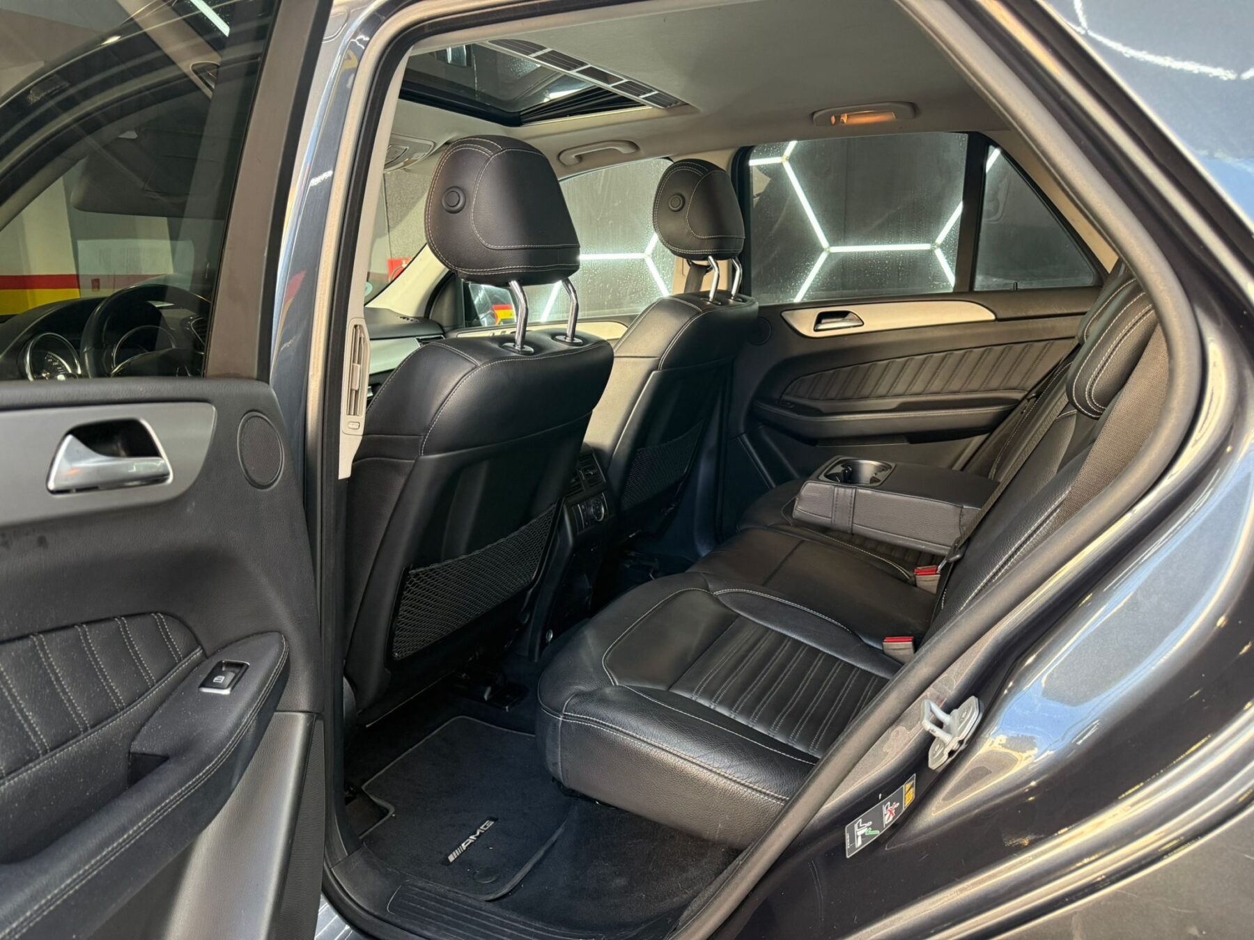 MERCEDES-BENZ GLE AMG-LINE