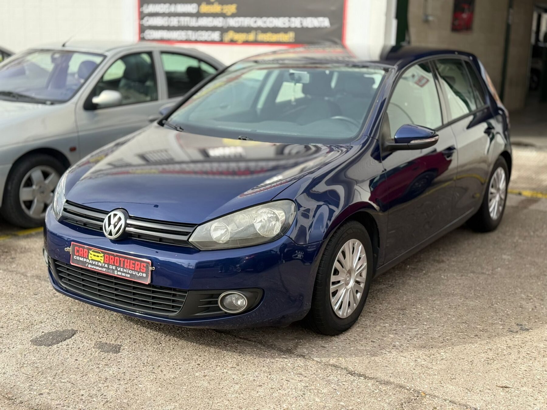 VOLKSWAGEN Golf 1.6 TDI BLUEMOTION