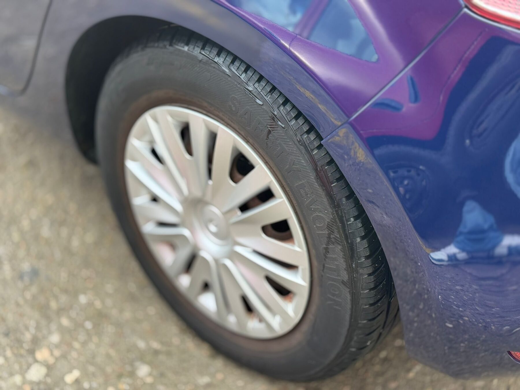 VOLKSWAGEN Golf 1.6 TDI BLUEMOTION