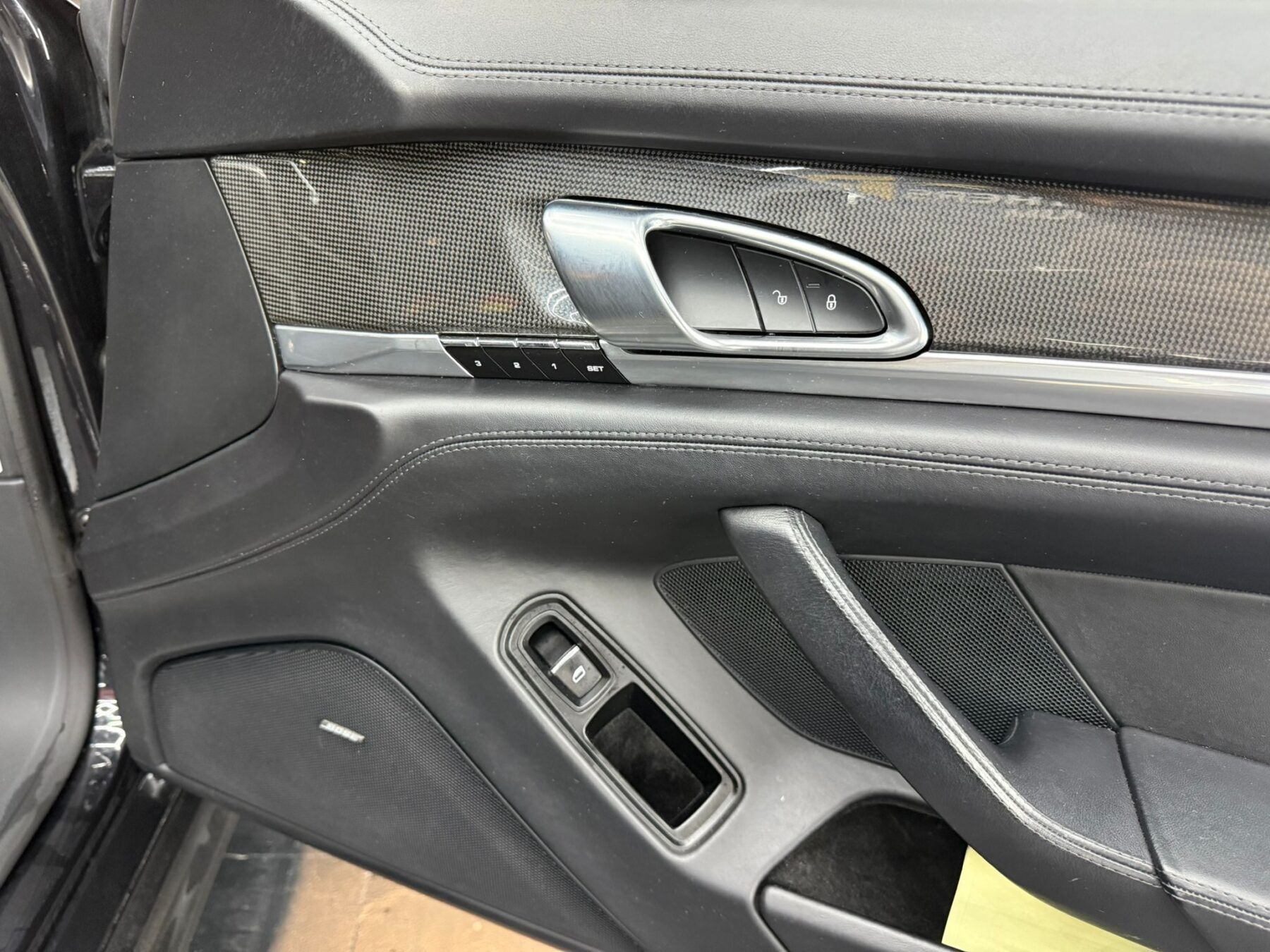 PORSCHE Panamera TURBO S 