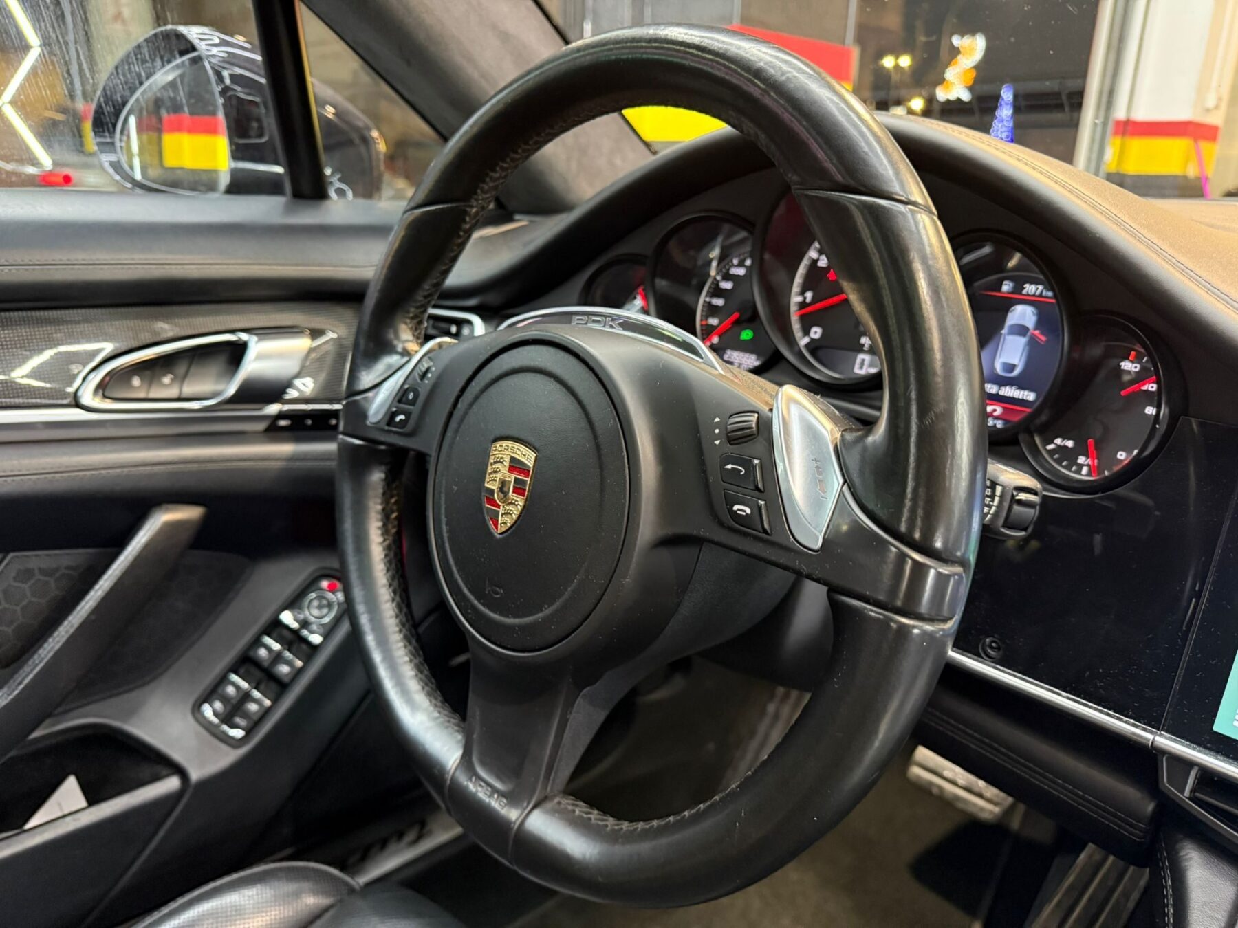 PORSCHE Panamera TURBO S 