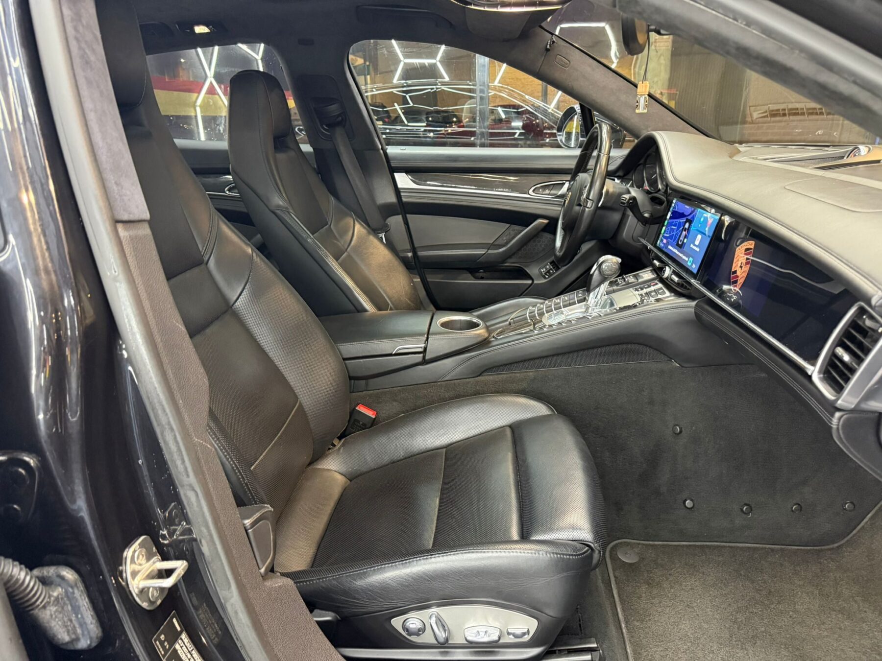 PORSCHE Panamera TURBO S 