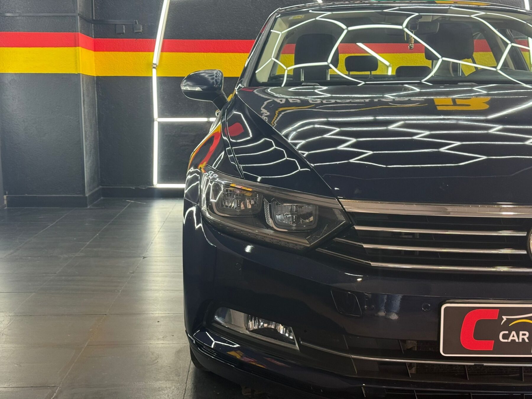 VOLKSWAGEN passat ADVANCE