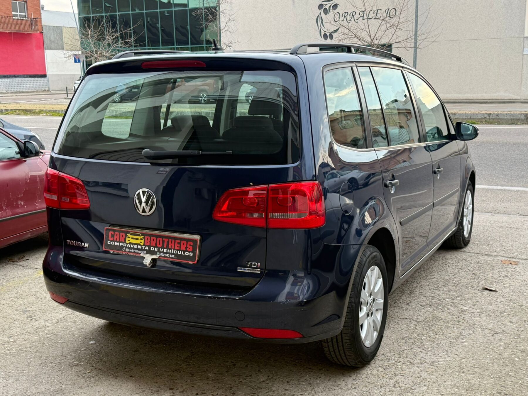 VOLKSWAGEN TOURAN TDI