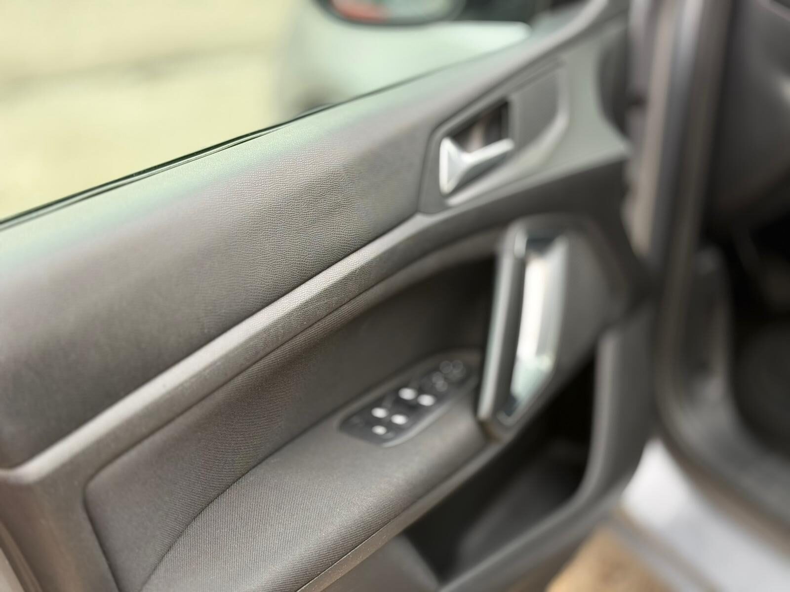 PEUGEOT 308 1.6 HDI ACTIVE