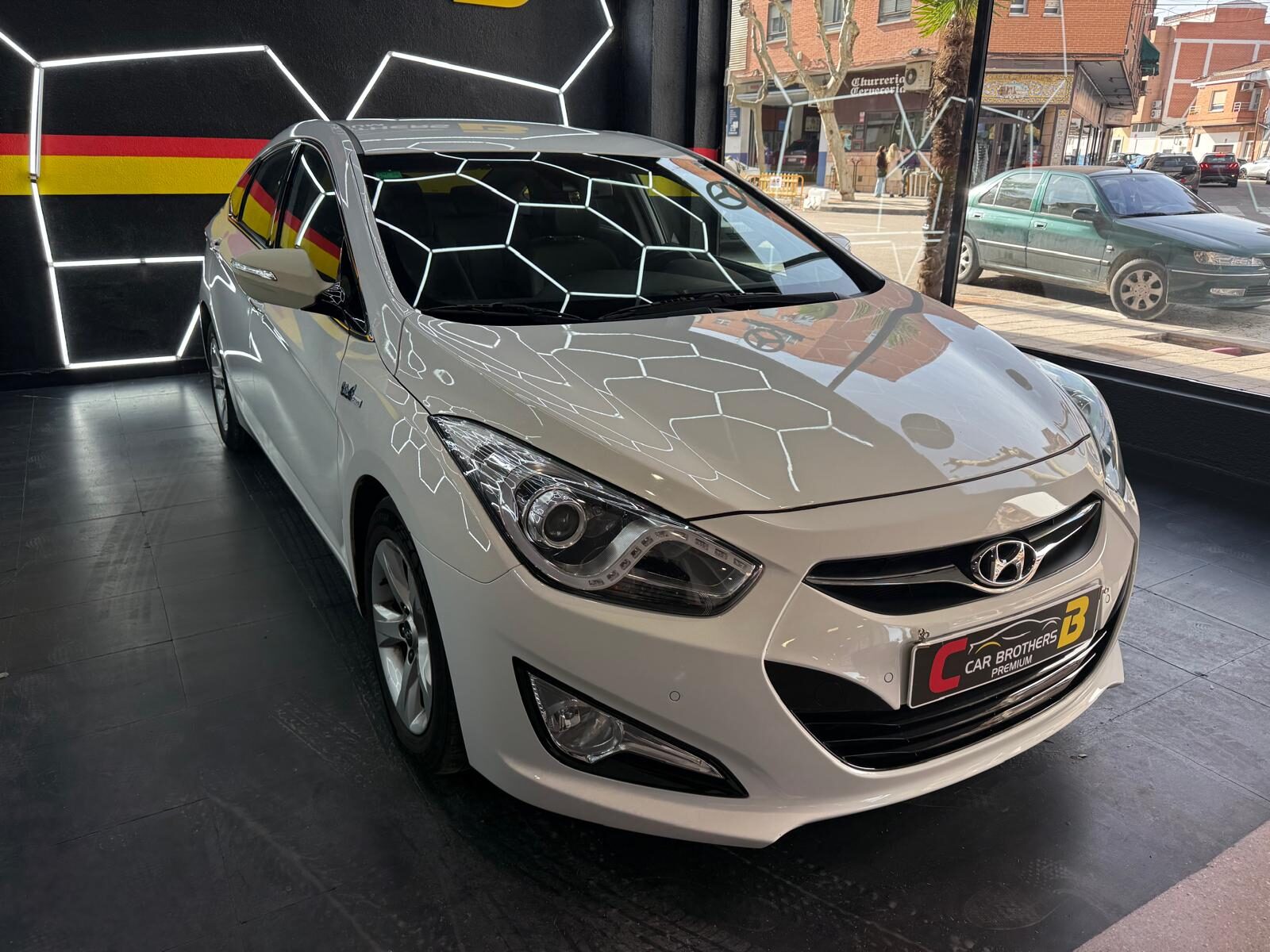 HYUNDAI I40 TECNO
