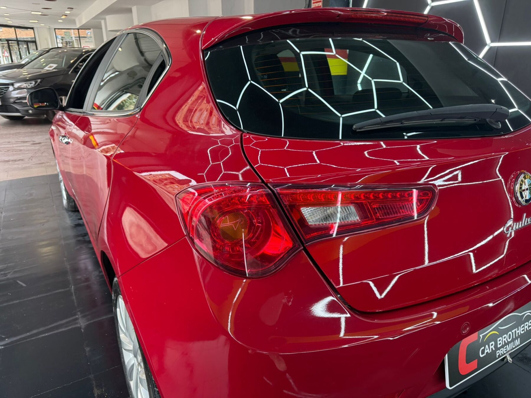 ALFA ROMEO Giullieta DISTINTIVE