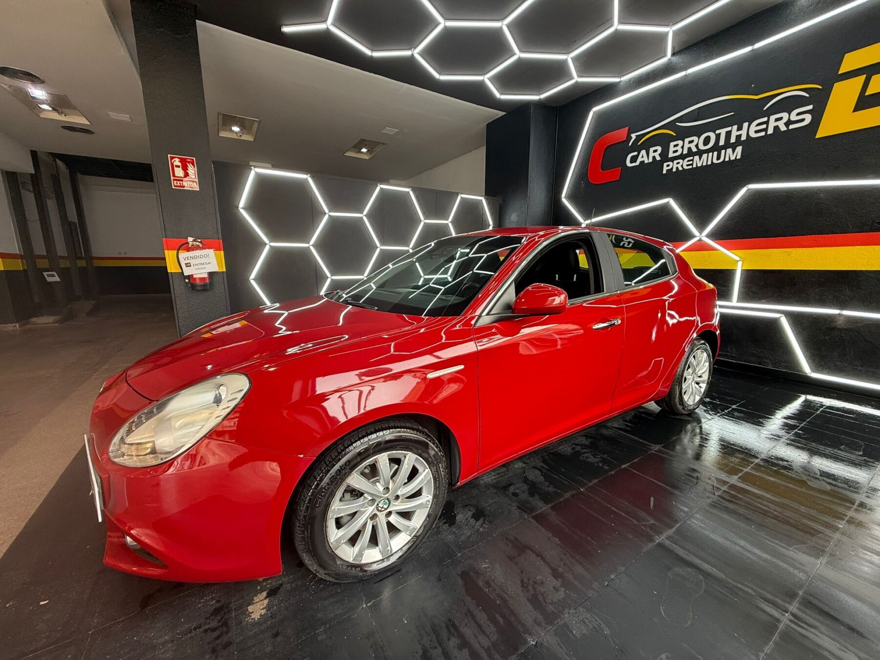 ALFA ROMEO Giullieta DISTINTIVE