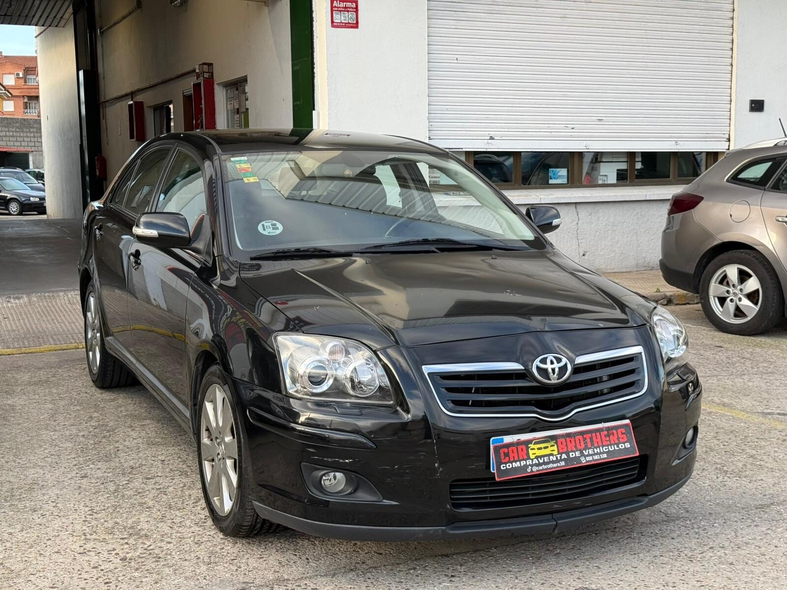 TOYOTA AVENSIS D4D