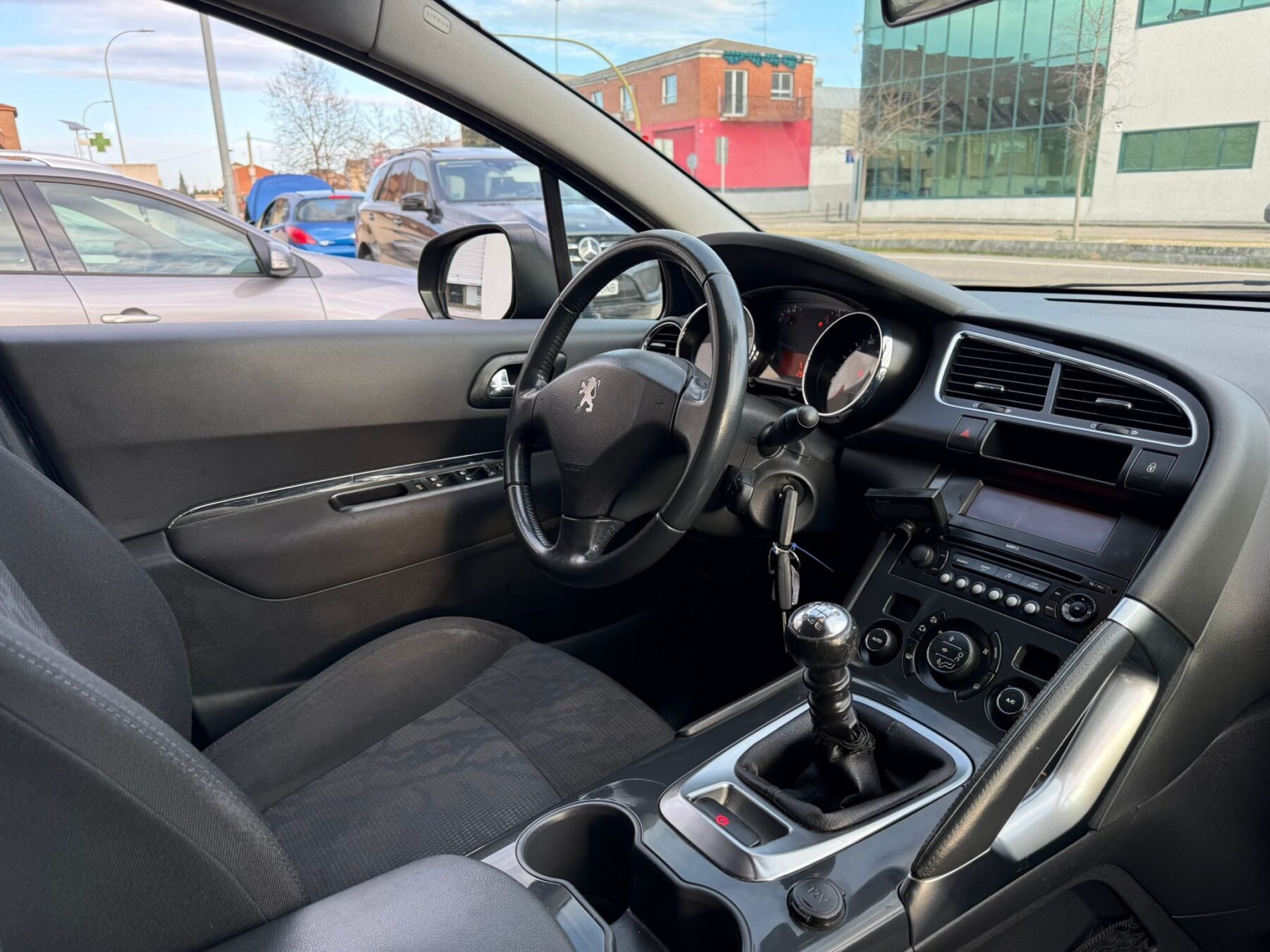 PEUGEOT 3008 premium