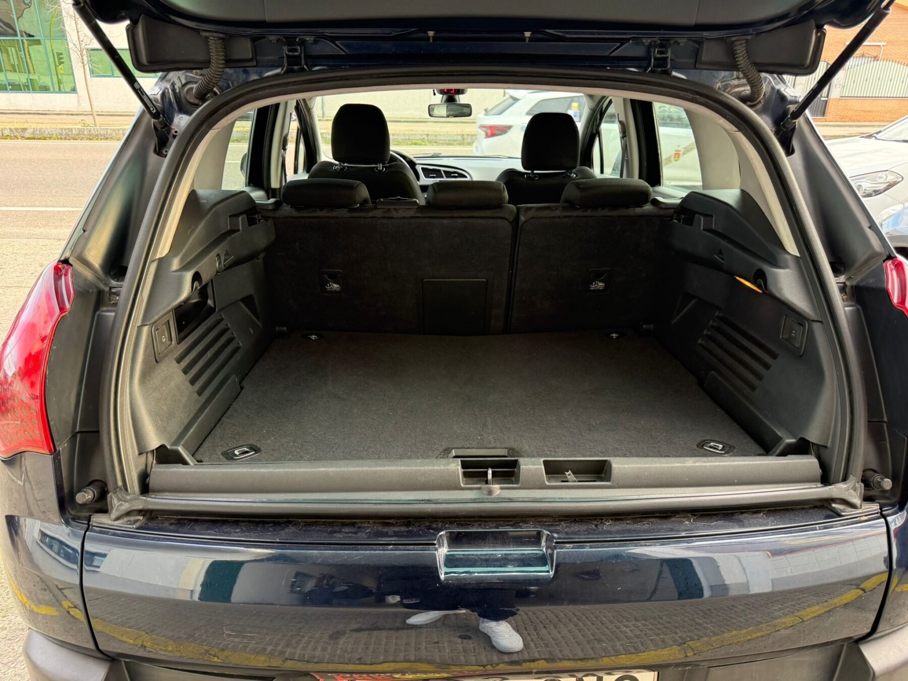 PEUGEOT 3008 premium