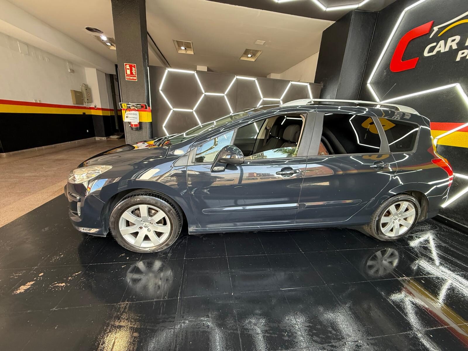 PEUGEOT 308 sw 1.6 hdi 7 plazas 