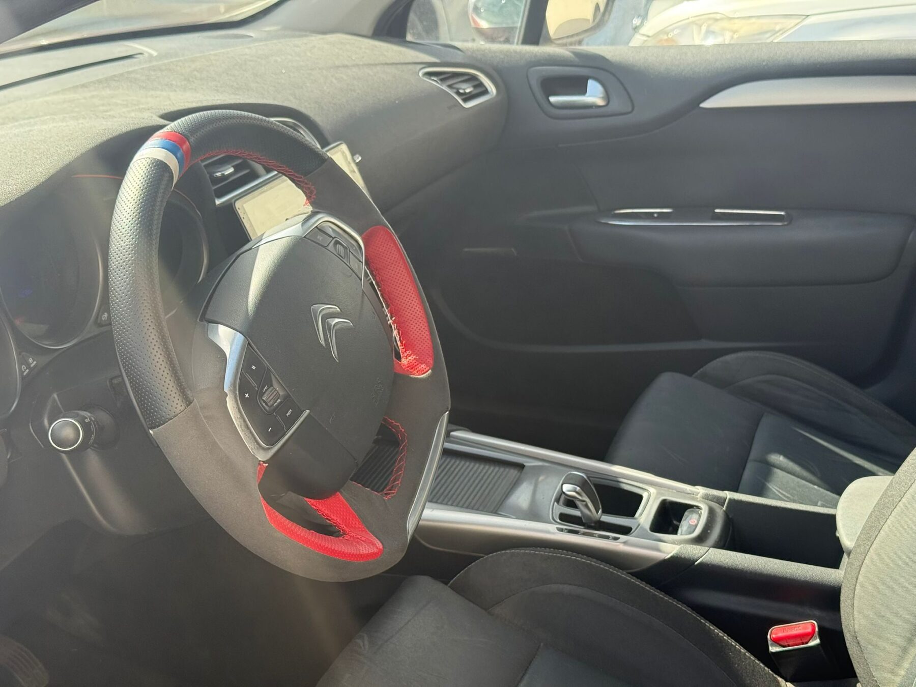 CITROEN C4 1.6 hdi exclusive