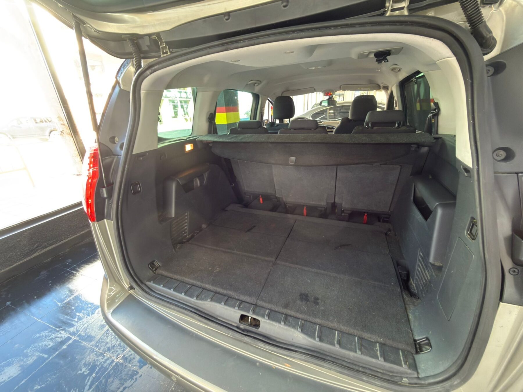 PEUGEOT 5008 1.6  hdi STYLE 