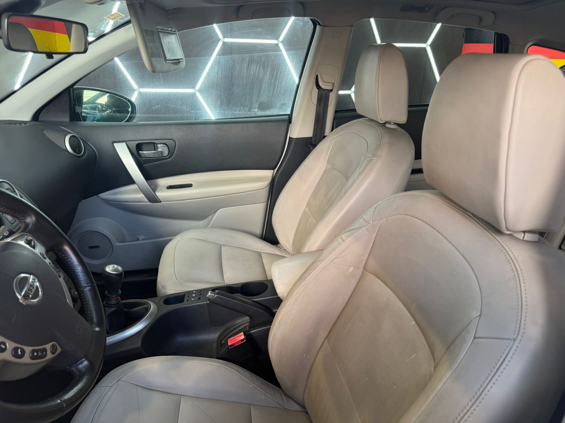 NISSAN QASQHAI tekna sport