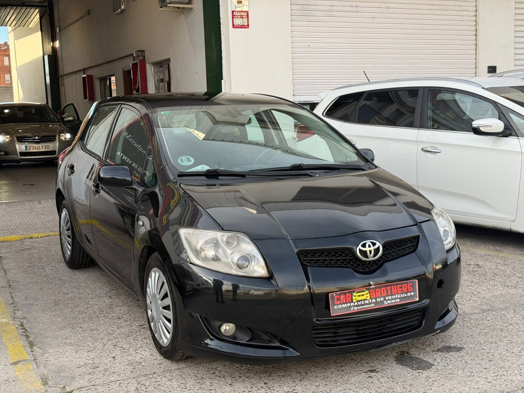 TOYOTA AURIS LUNA